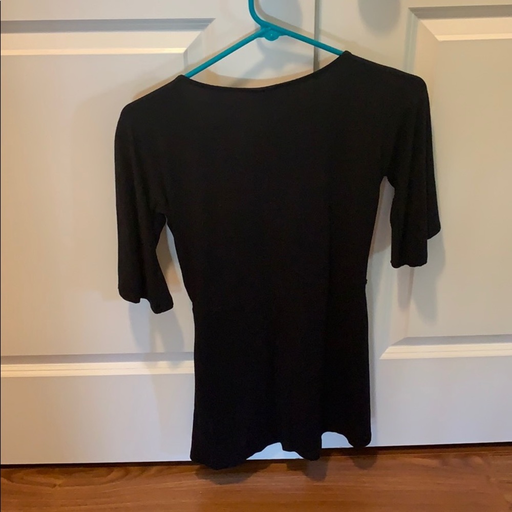 Chic Nursing Maternity top - Picture 3 of 4